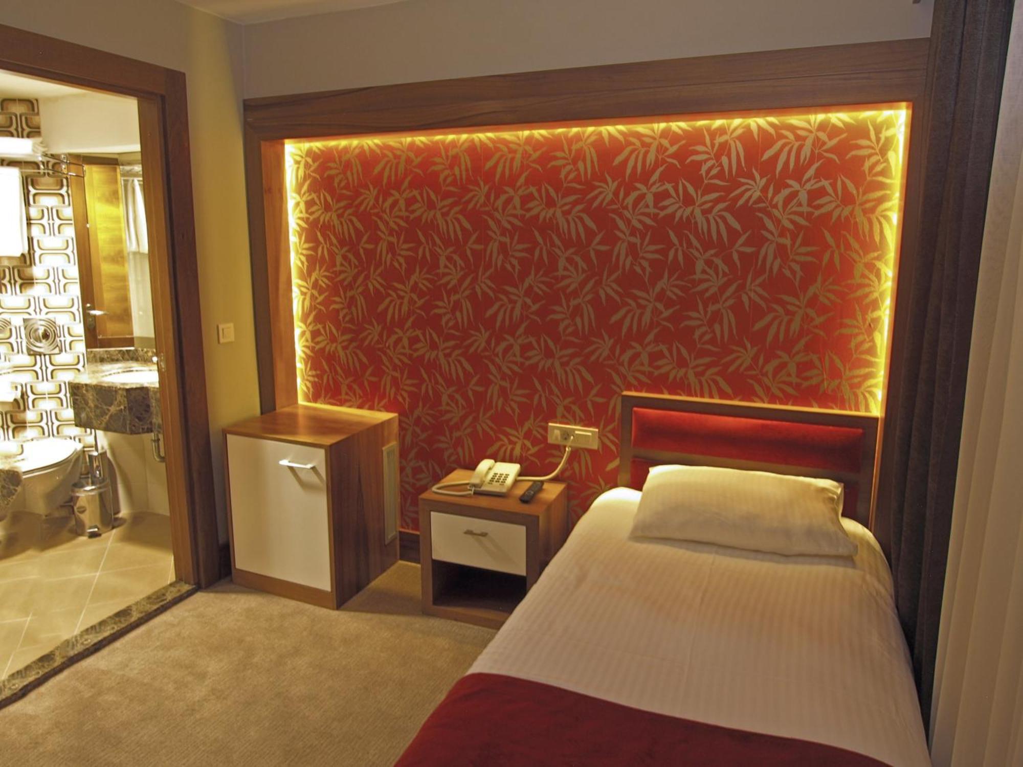 Bella Hotel — Fotoğraflar 1